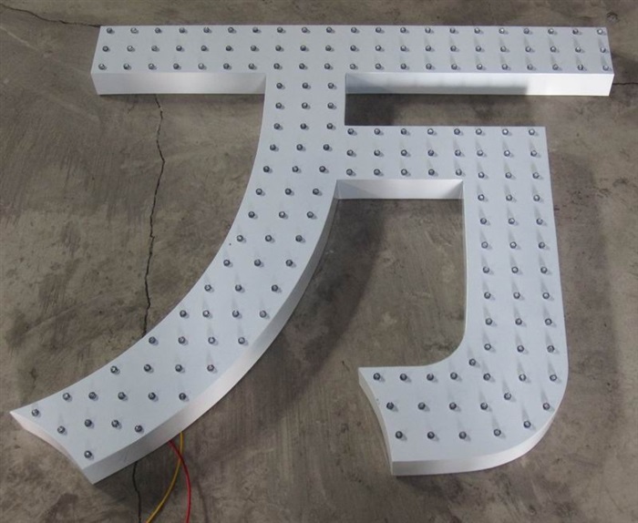 TS-713